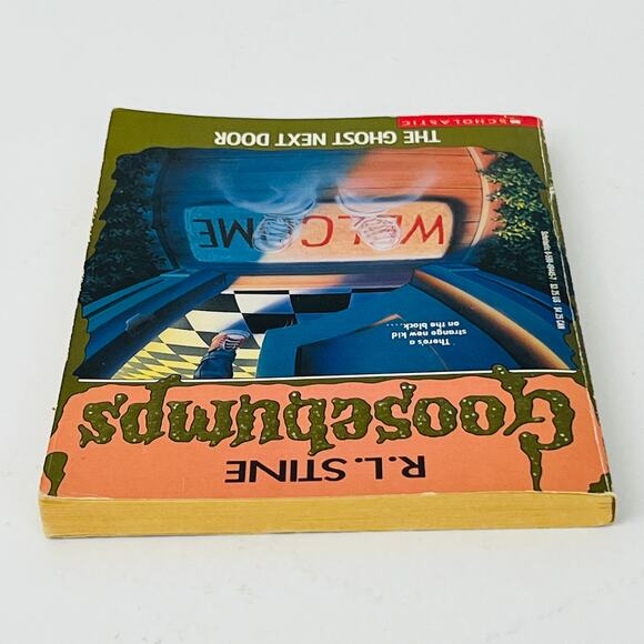 Goosebumps Ser. #10: The Ghost Next Door by R. L. Stine Paperback Book 1993 - Picture 5 of 7